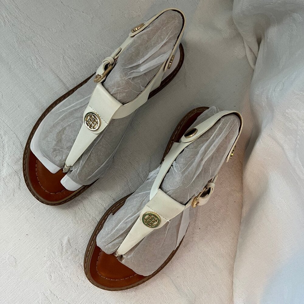 Bennia White Sandal